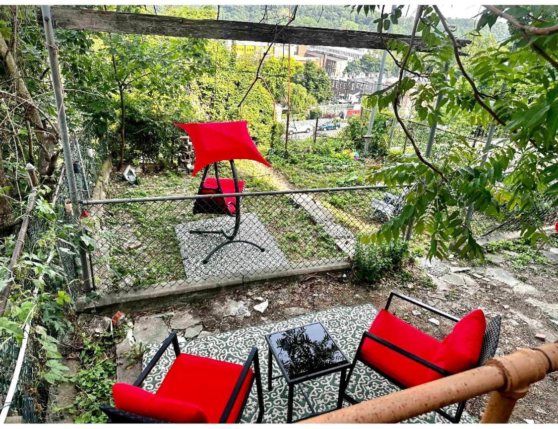 Hotel 4-A Diamond In Yonkers Exterior foto